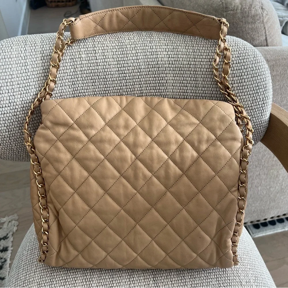 CHANEL Chain Me Hobo Quilted Leather Large in Beige Tan
